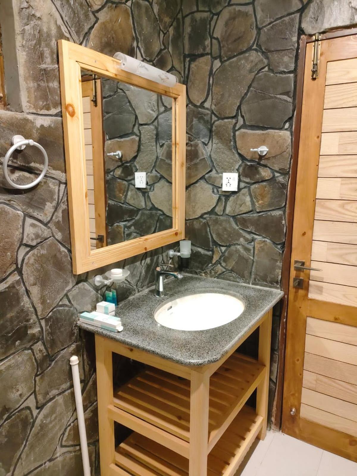 Dream Nest Resorts Skardu Kültér fotó